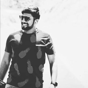 Meet your Posher, Vivek goud